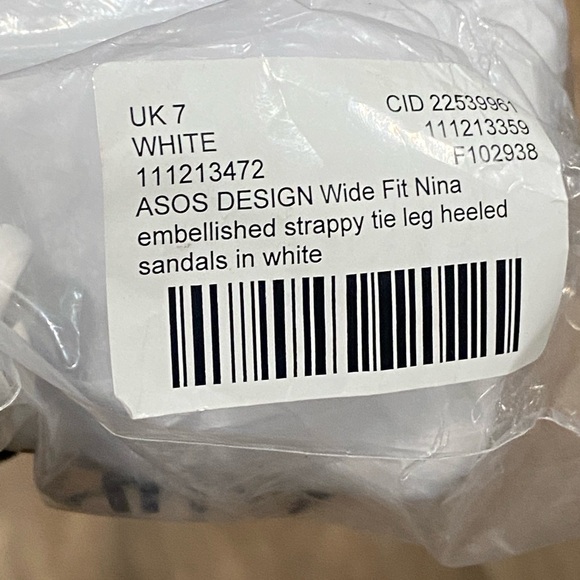 ASOS DESIGN-Wide Fit Nina Embellished Strappy Tie Leg Sandals-Size: 9-White-NEW! - Picture 3 of 16